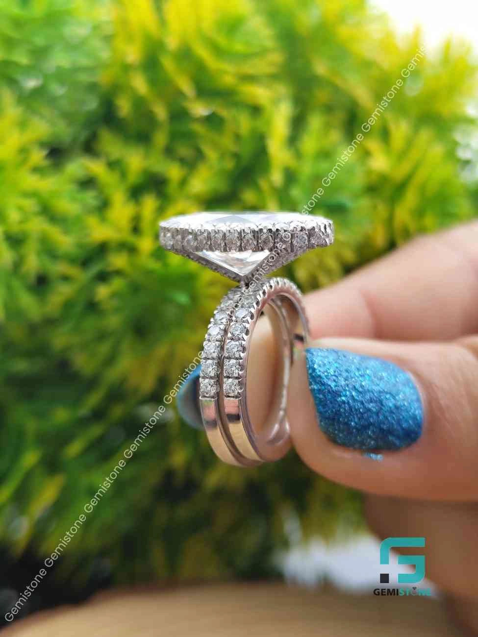 Moissanite_Bridal_Set_For_Women