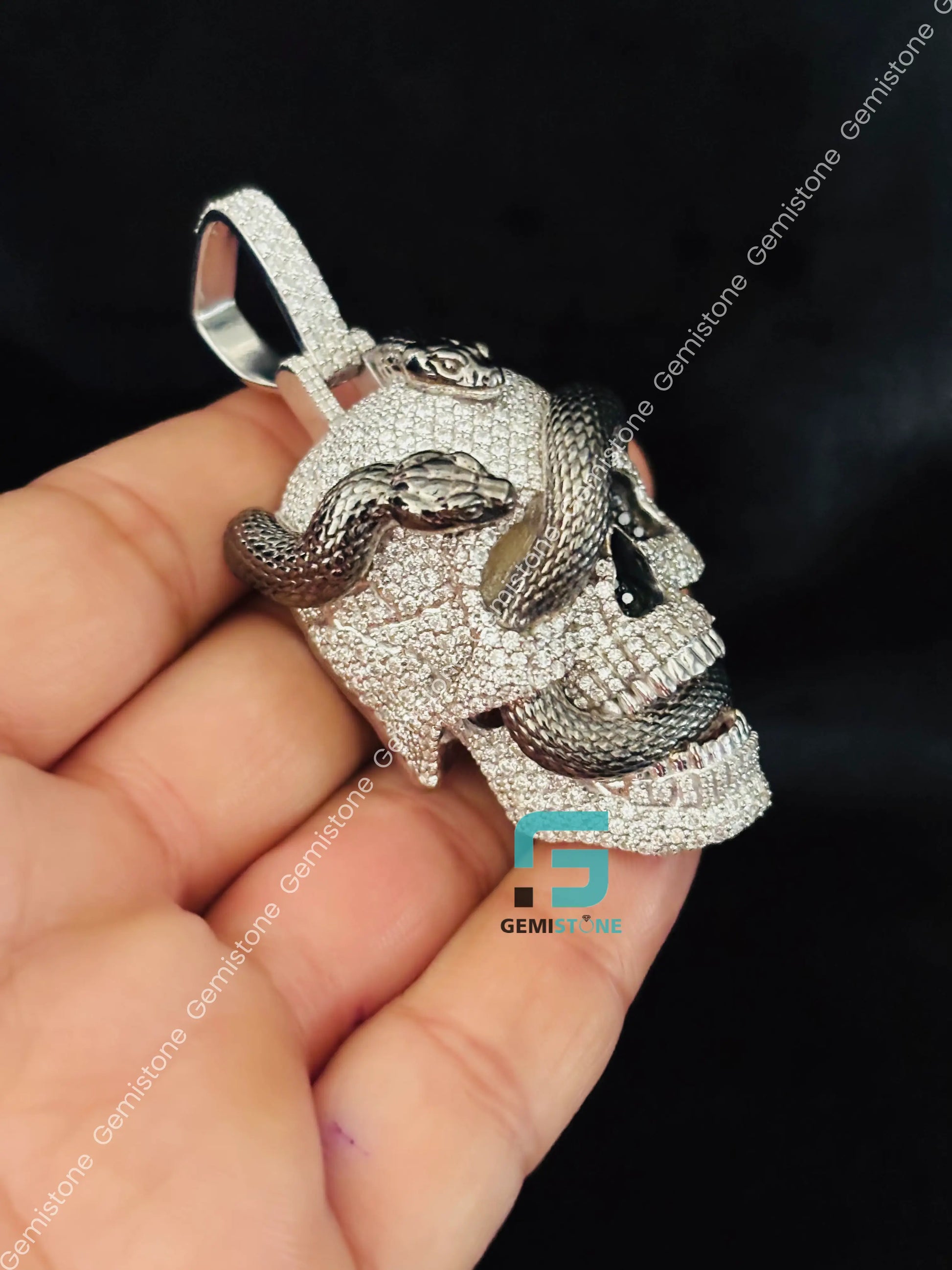 Moissanite Iced Out Hip Hop Snake Ring