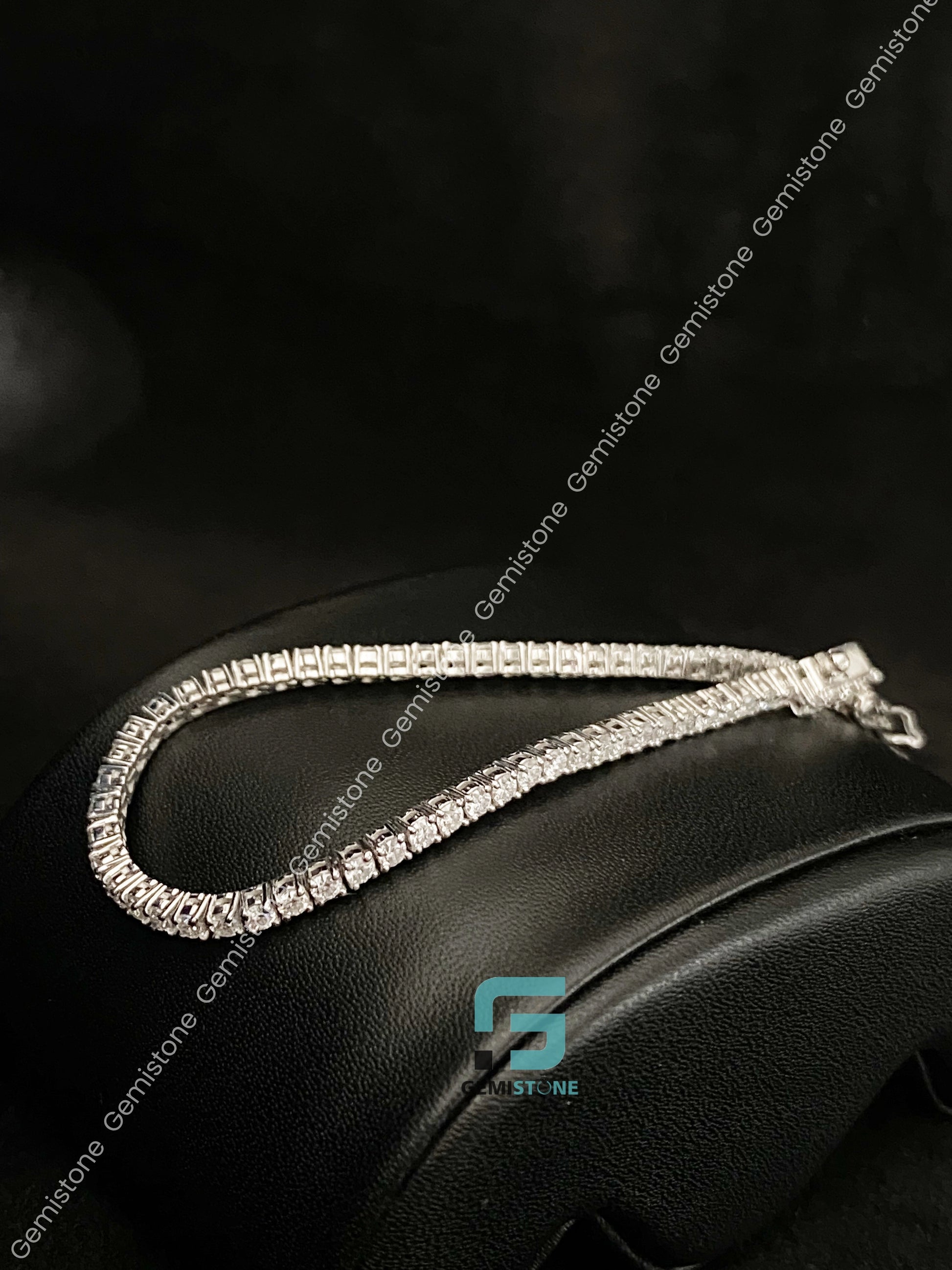 Moissanite Round Cut Tennis Bracelet