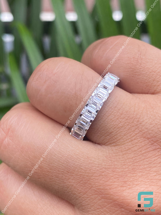 Moissanite Stack Band