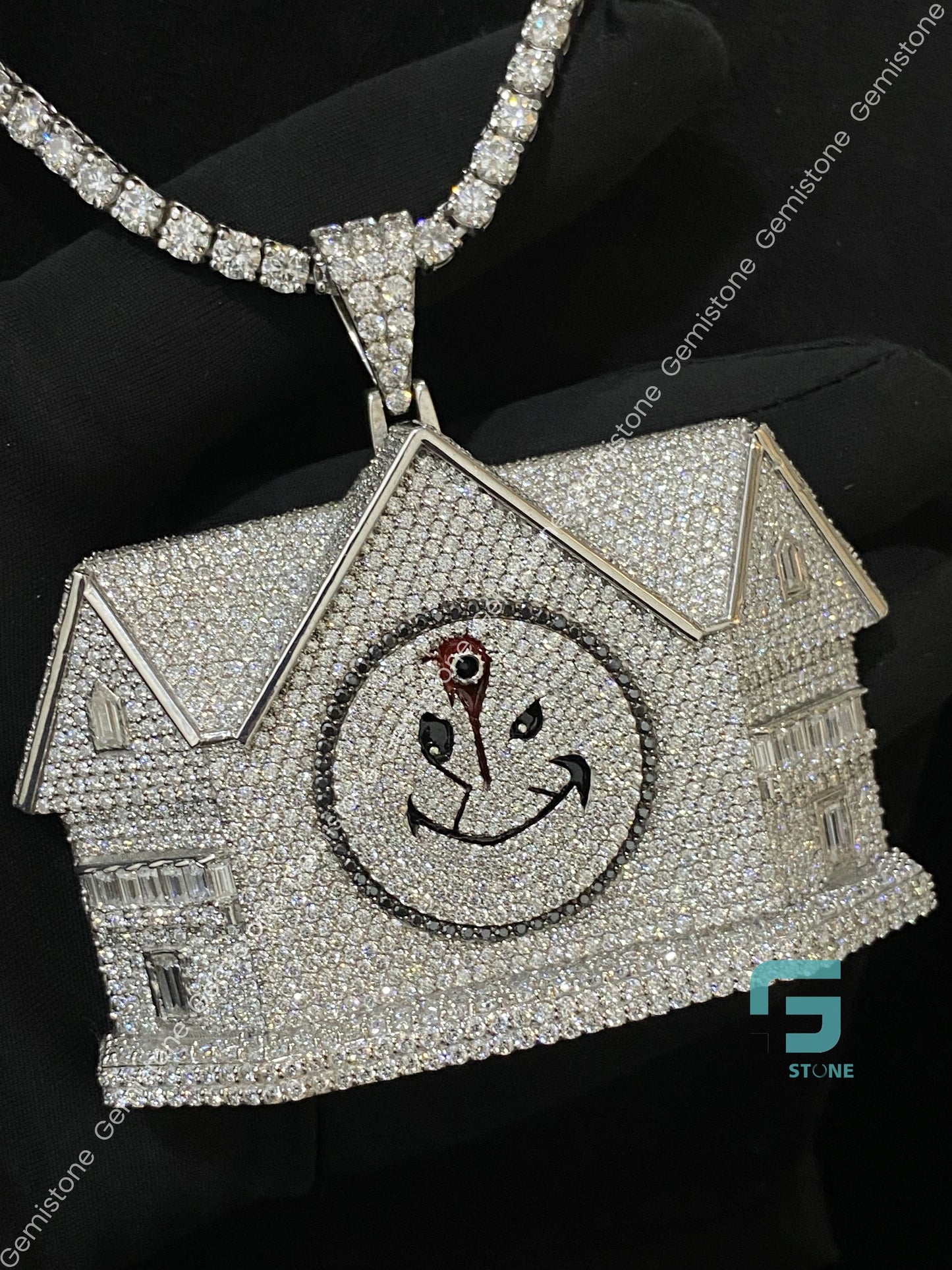Moissanite VVS House Luxury Pendant