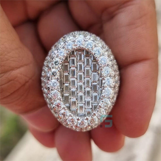 Moval-Shape-Iced-Out-Ring