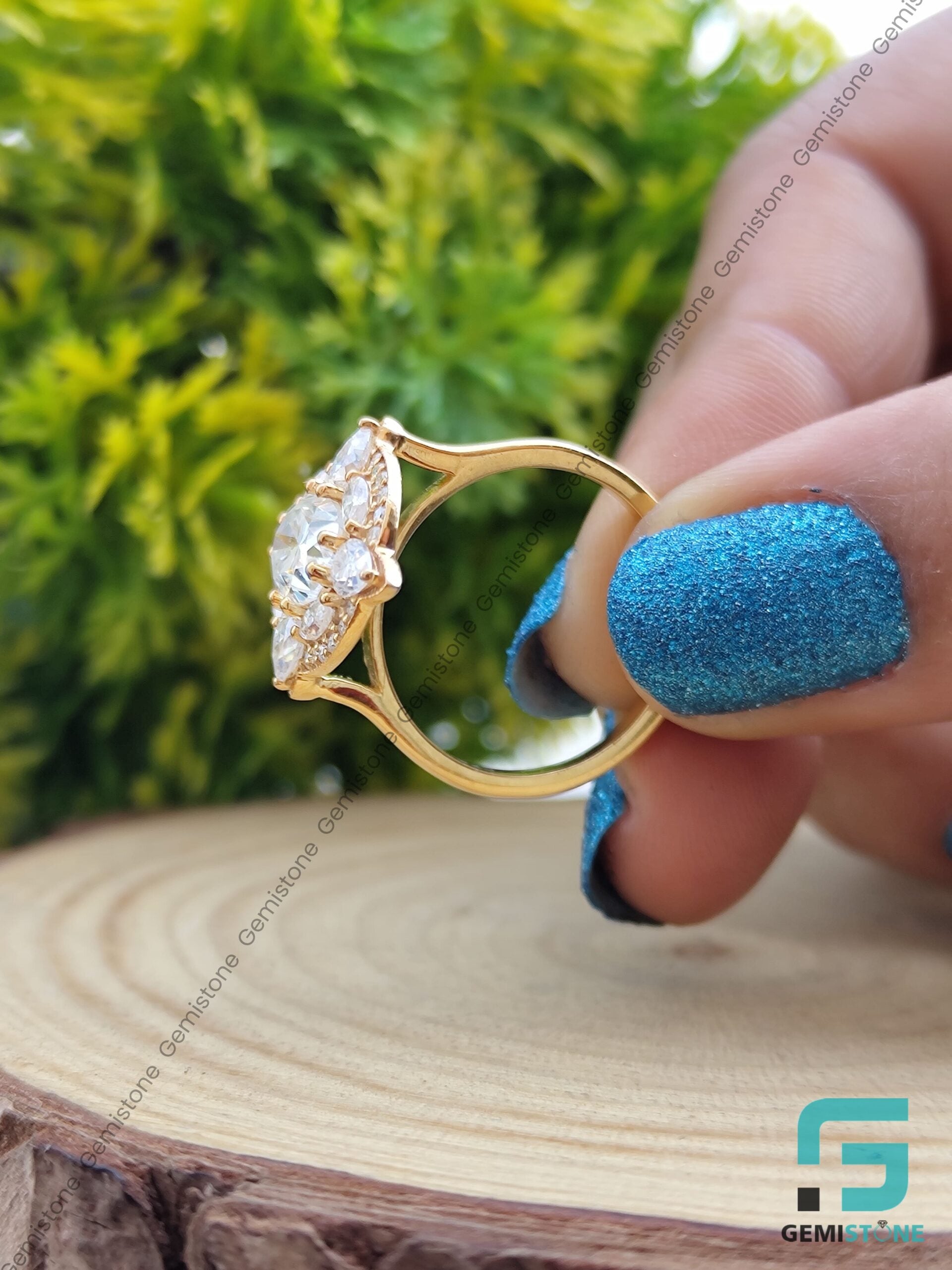 Oval-Cluster-Wedding-Ring