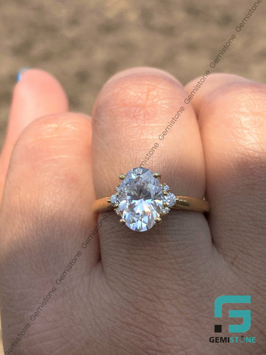 Oval-Cut-Diamond-Ring-1
