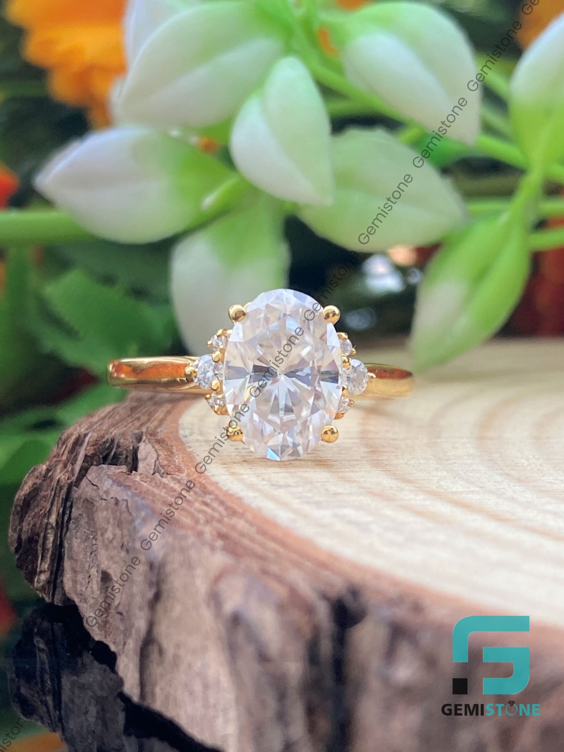 Oval-Cut-Moissanite-Rings