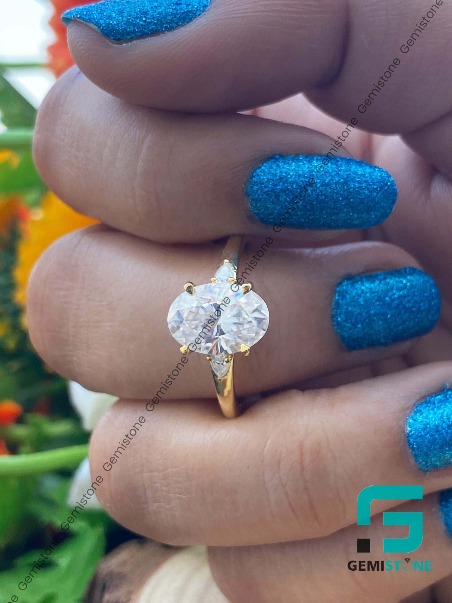 Oval-Cut-Ring-1