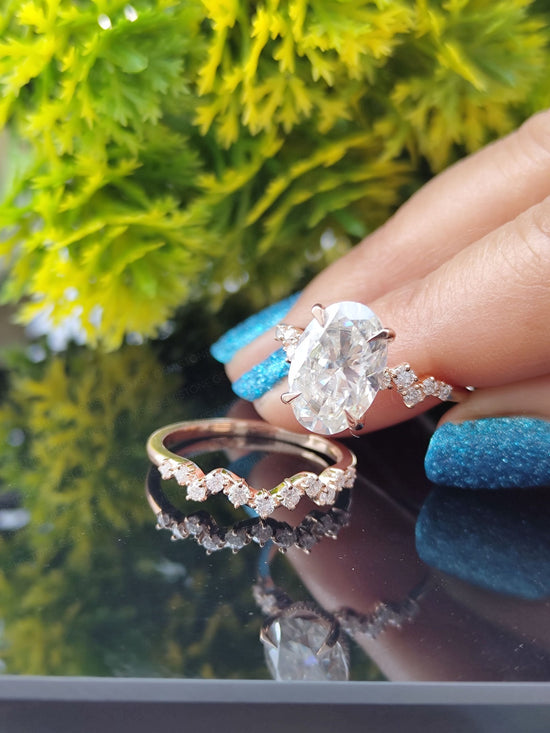 4.5 CT Oval Cut Moissanite Wedding Bridal Ring Set For Her