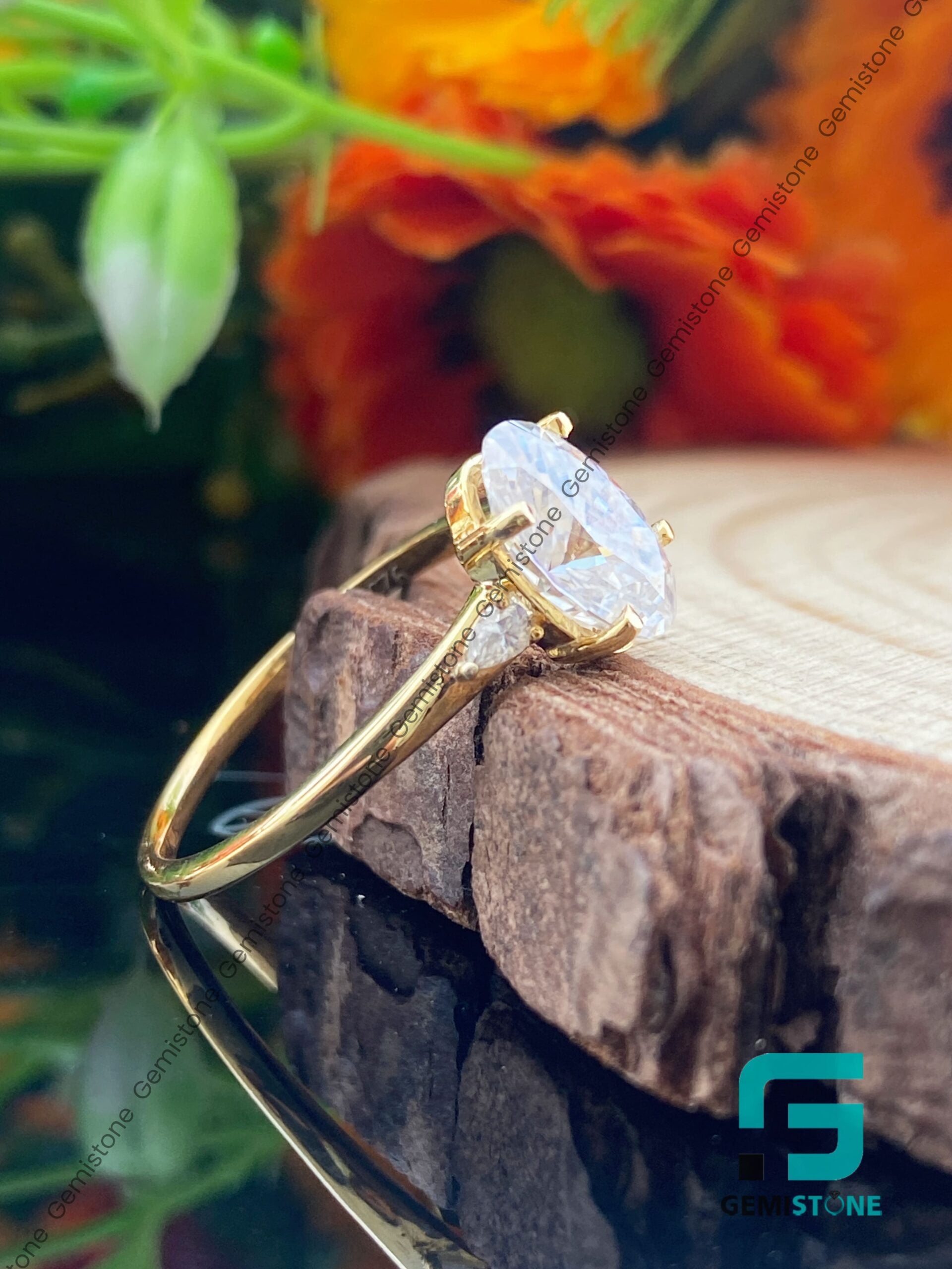 Oval-Pear-Cut-Moissanite-Ring