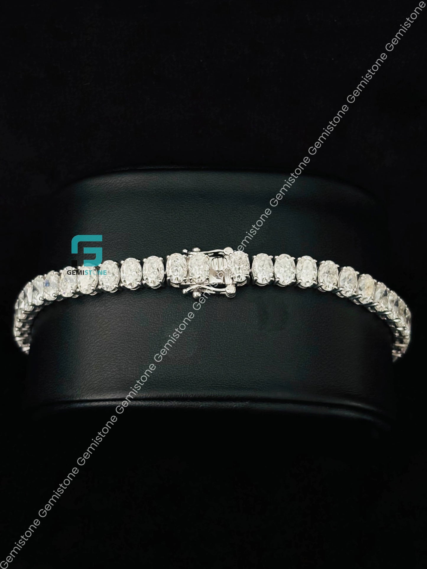 Oval Cut Moissanite Diamond Iced Out Bracelet