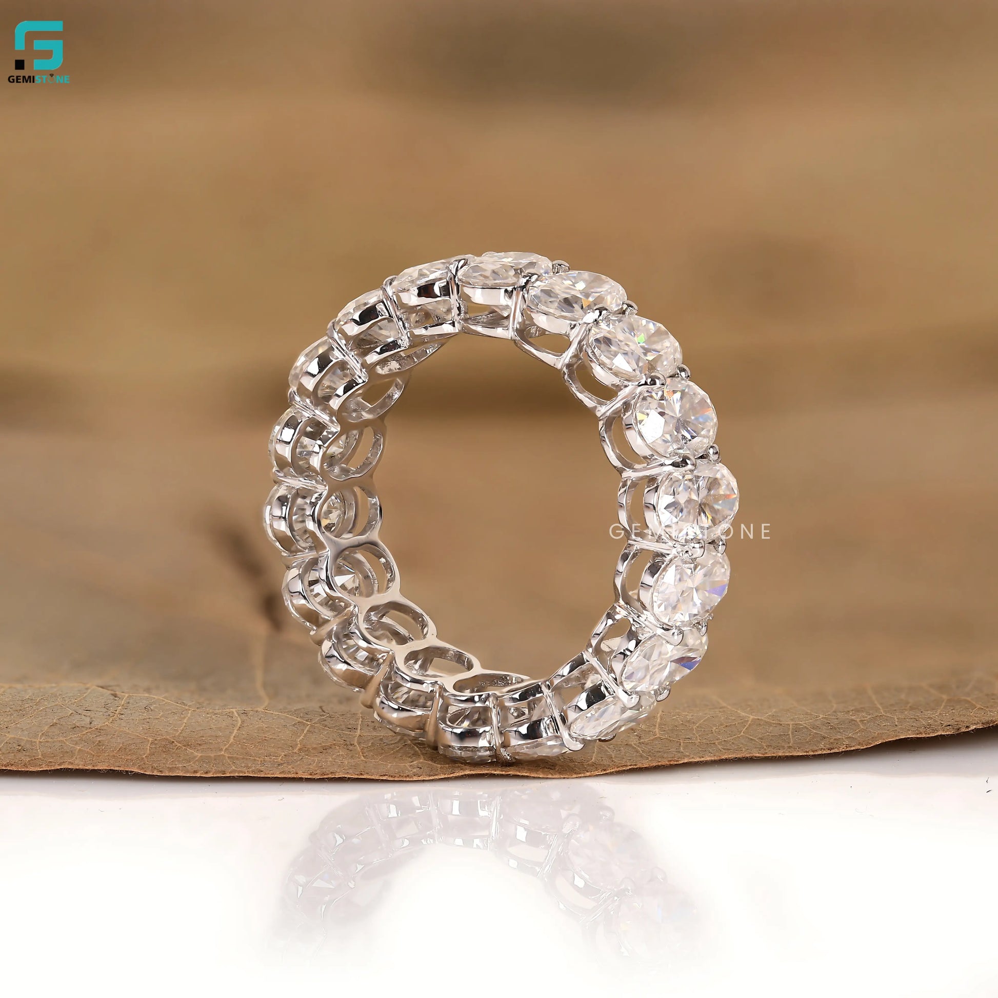 Oval Cut U Prong Lab Diamond Wedding Band