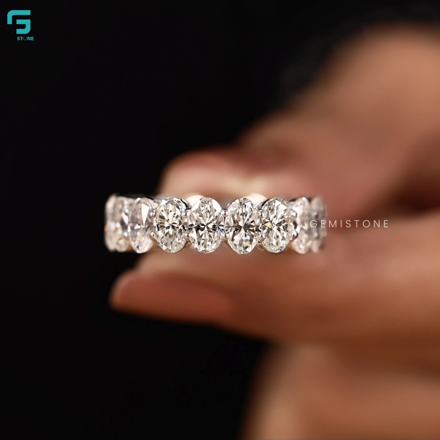 Oval Cut U Prong Wedding Band For Women
