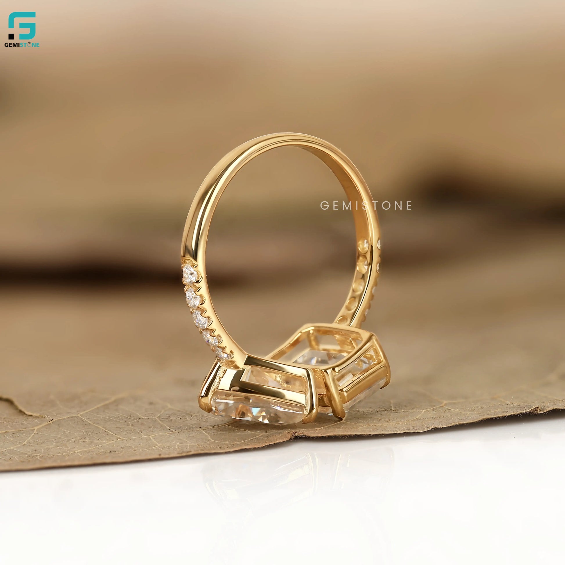 Pear And Emerald Lab Diamond Toi Et Moi Anniversary Ring For Women