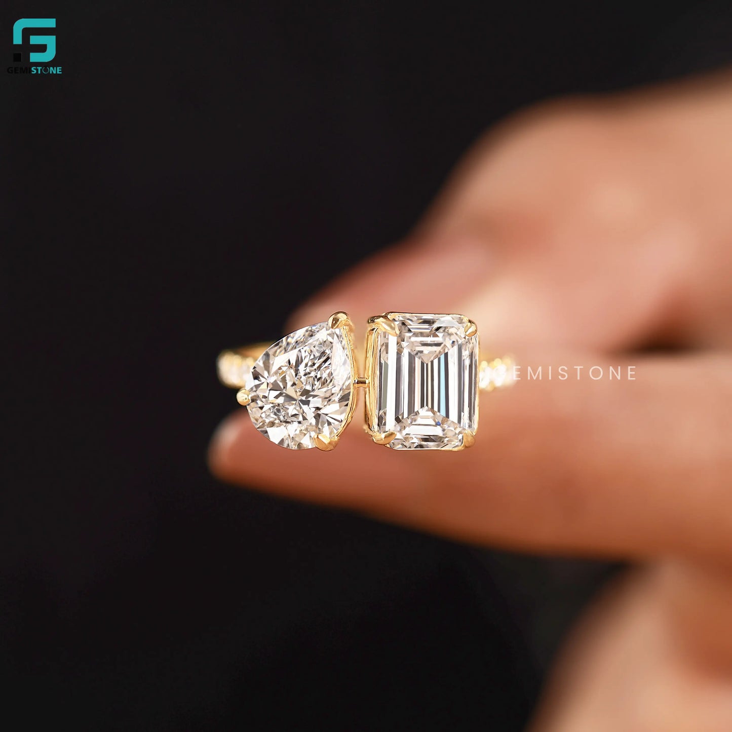 Pear And Emerald Lab Diamond Toi Et Moi Wedding Anniversary Ring For Women