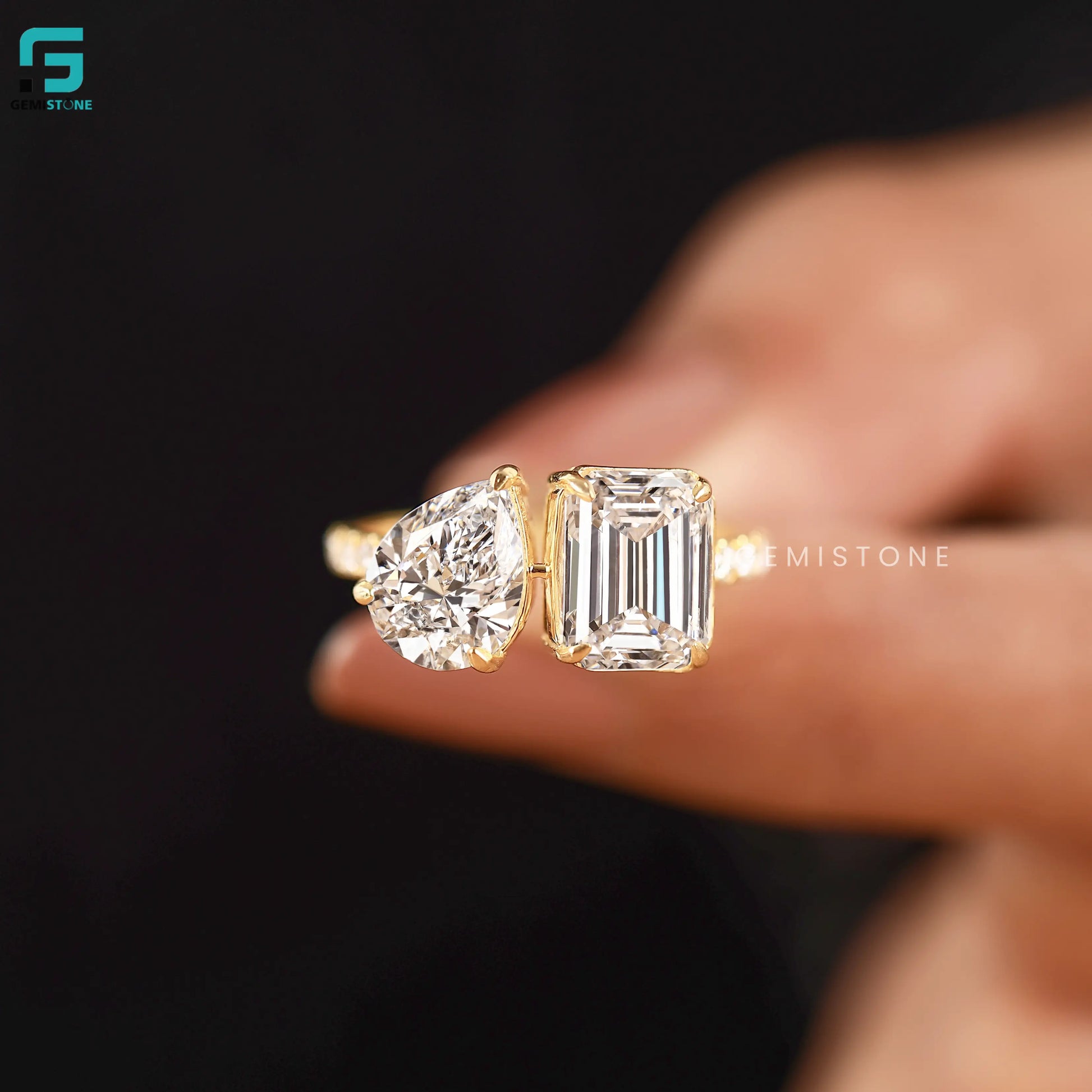 Pear And Emerald Lab Diamond Toi Et Moi Wedding Anniversary Ring For Women