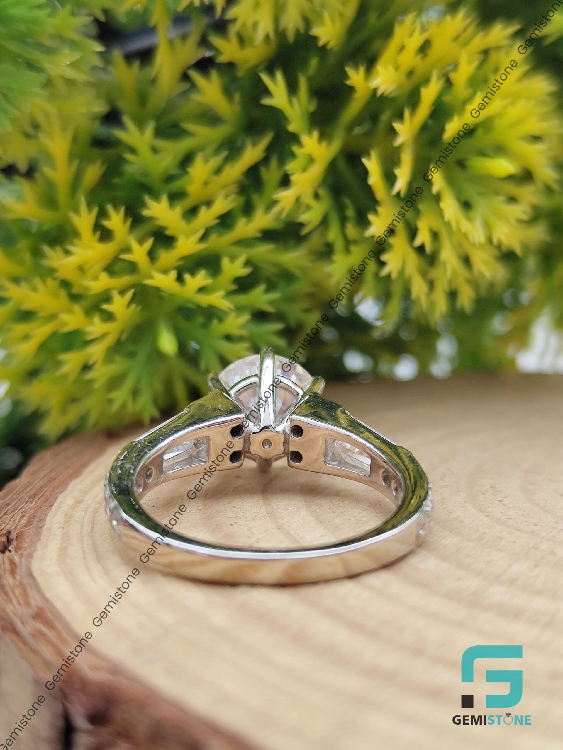 Princess-Beatrice-Ring