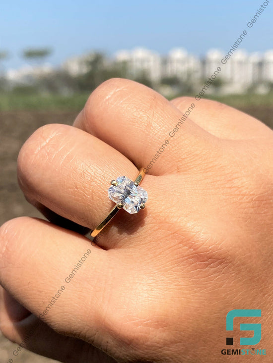 Radiant-Diamond-Engagement-Ring