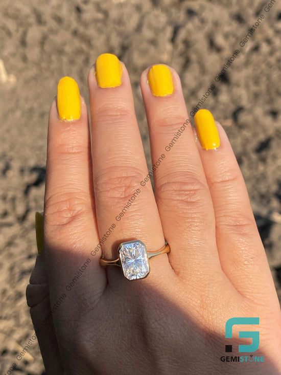 Radiant-Diamond-Ring