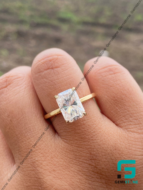 Radiant-Diamond-Ring 2