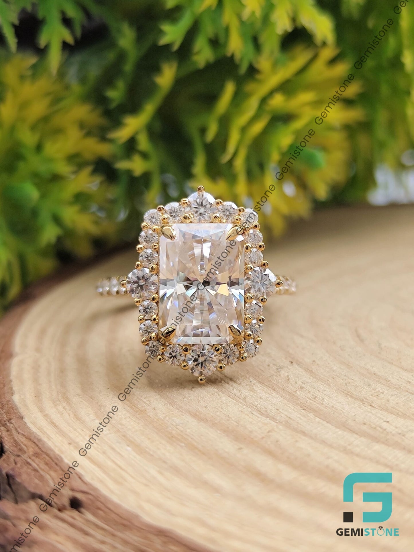 Vintage Style 4CT Radiant Cut Moissanite Halo Engagement Ring