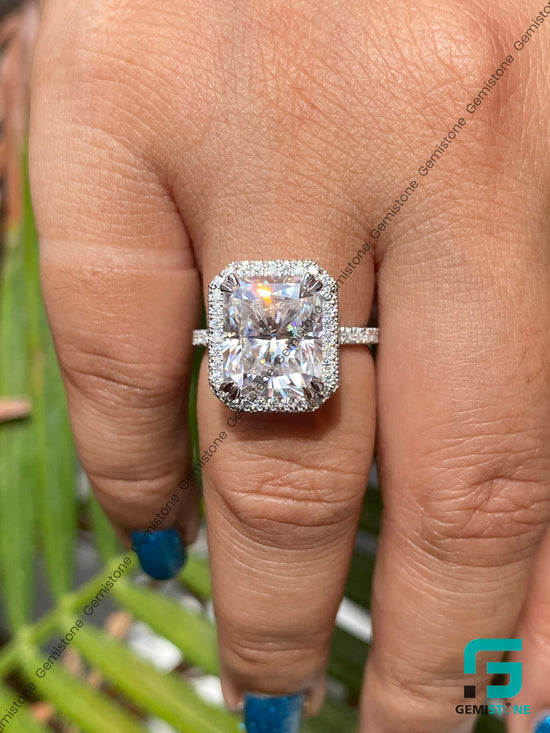 Radiant-Halo-Engagement-Ring