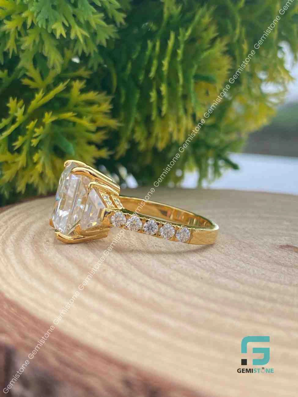 Radiant_Three_Stone_Ring