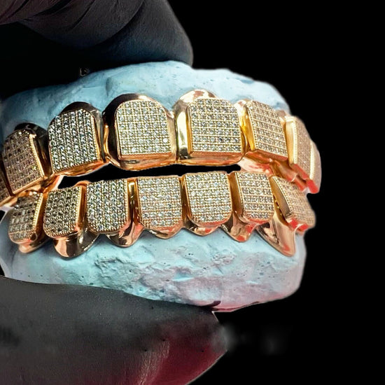 Trendy Style Fully Iced Out Bezel Set Moissanite Mens Diamond Grillz