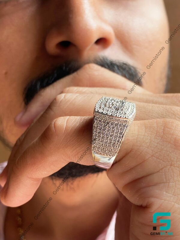 Rapper-Pinky-Ring
