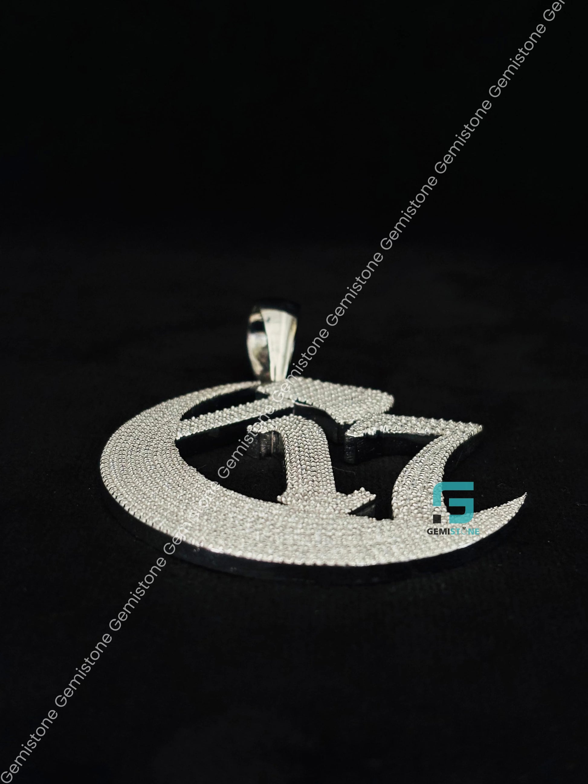 Rapper C17 Chapter Moissanite Pendant