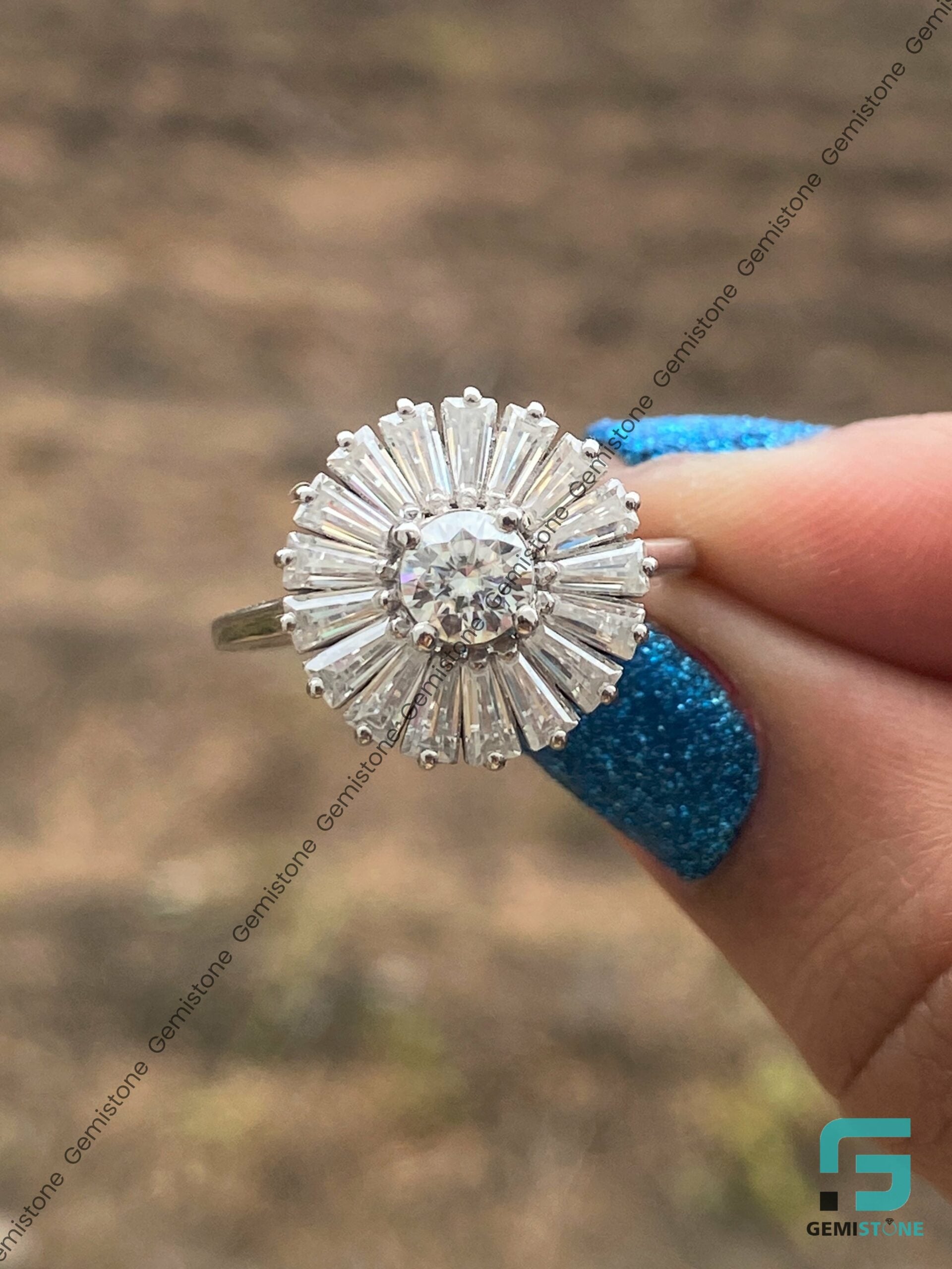 Round-and-Baguette-Cut-Moissnaite-Halo-Ring