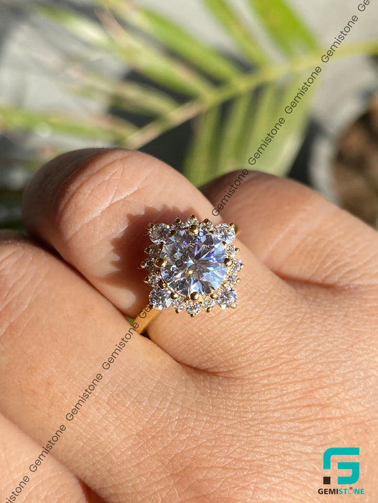 Round Cluster Moissanite Engagement Wedding Ring