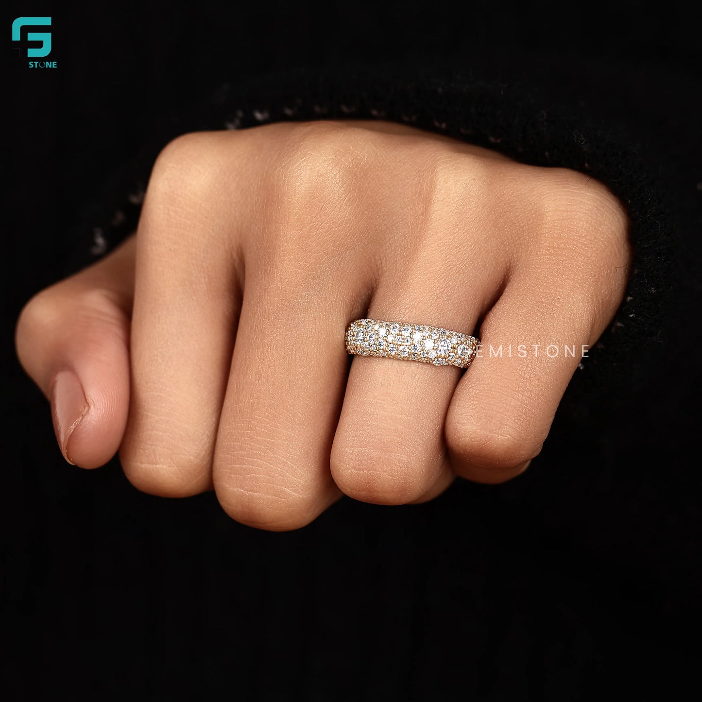 Round Diamond Chunky Diamond Wedding Band For Women