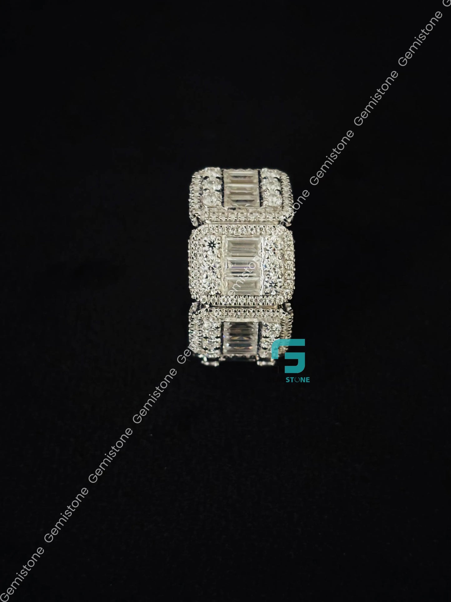 Round_ Bagutte Moissanite Ring For Her