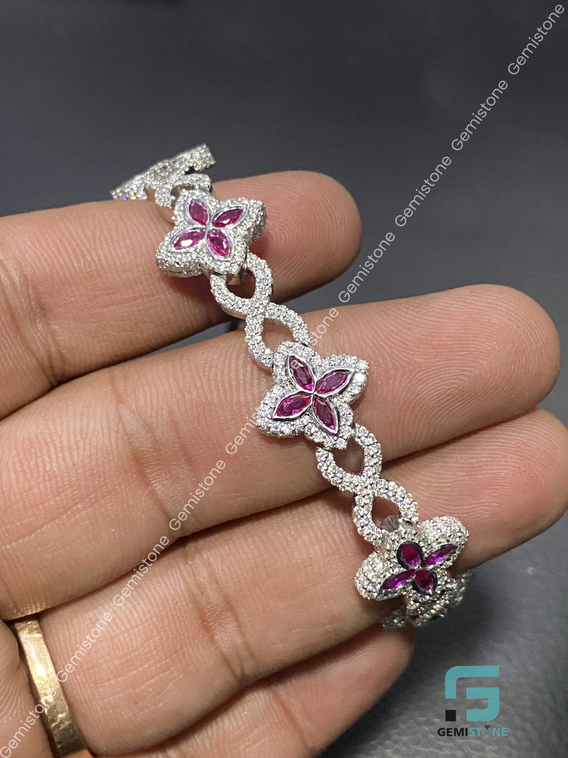 Silver Pink Clover Moissanite Luxury Bracelet
