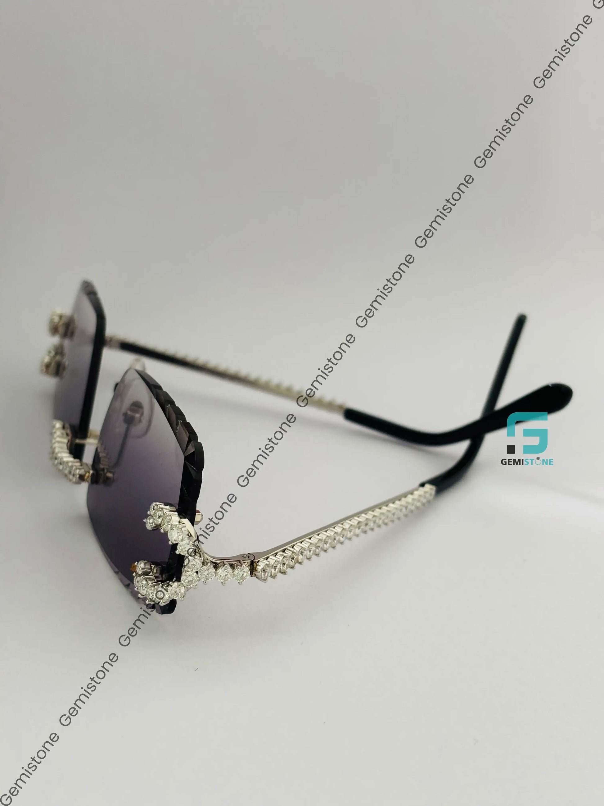 Smoke Gradient Moissanite Sunglasses