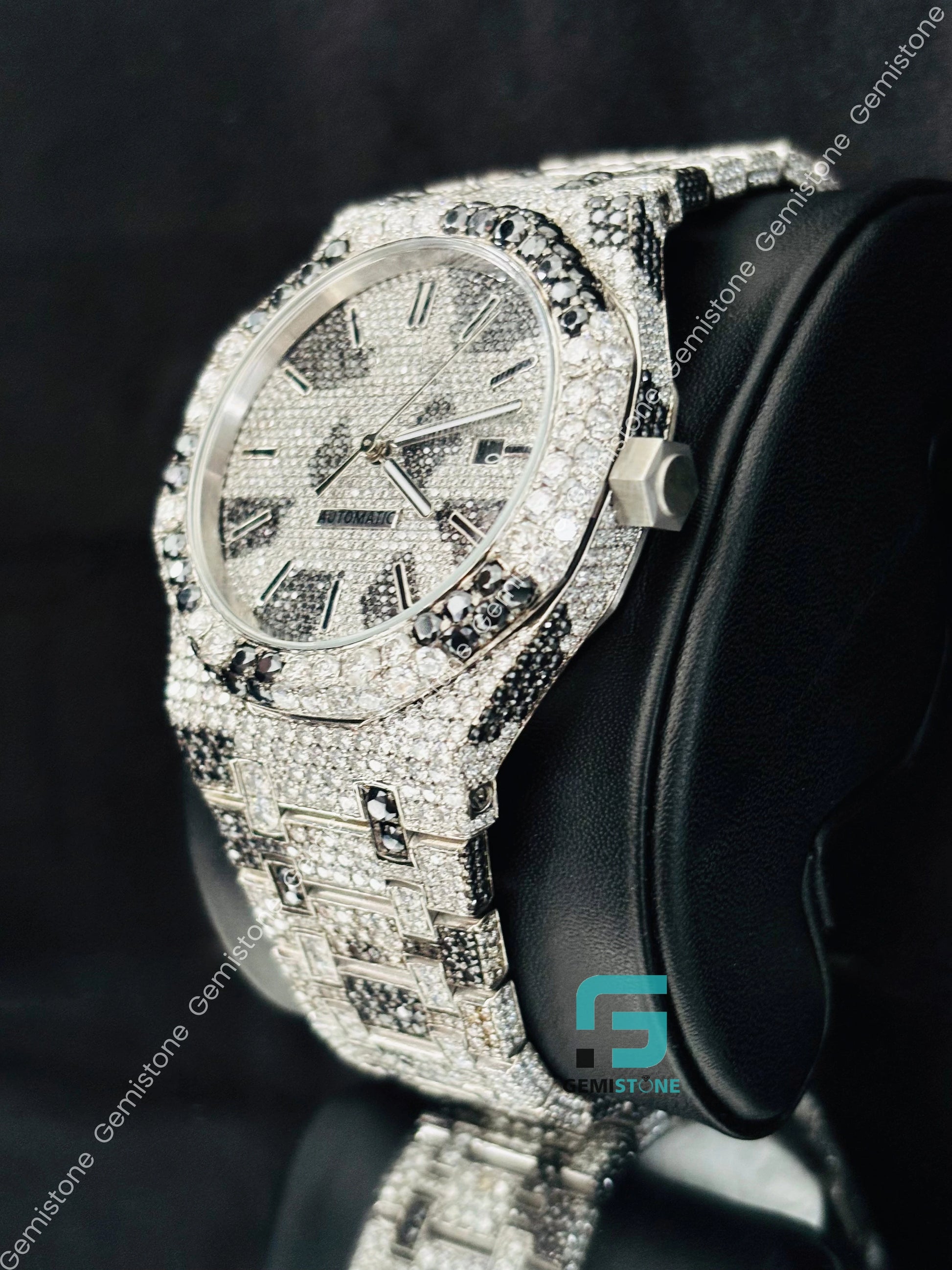 Stainless_Steel_Men_s_Watch