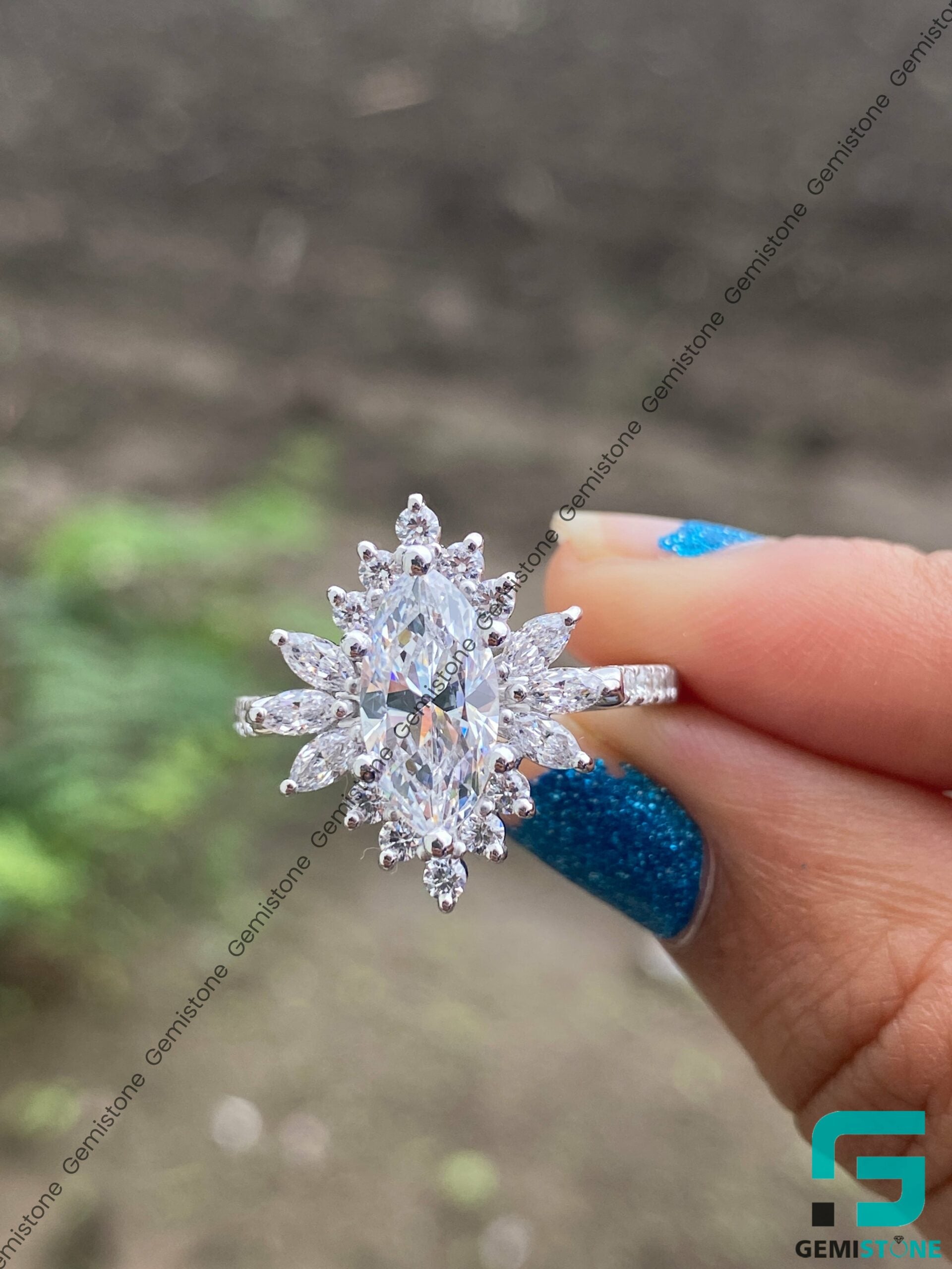 Starburst-Diamond-Ring 
