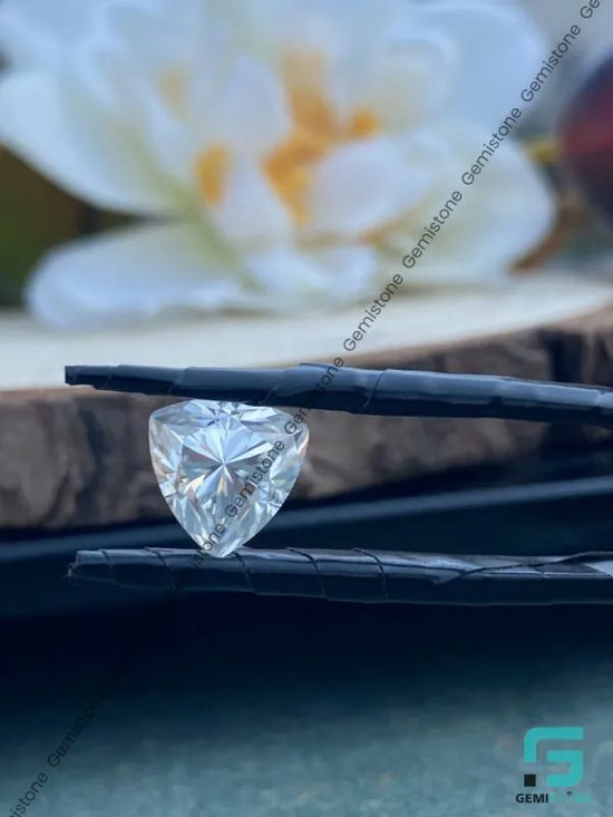D Colorless VVS 1.20CT to 5.00Ct Loose Trillion Cut Moissanite Stone