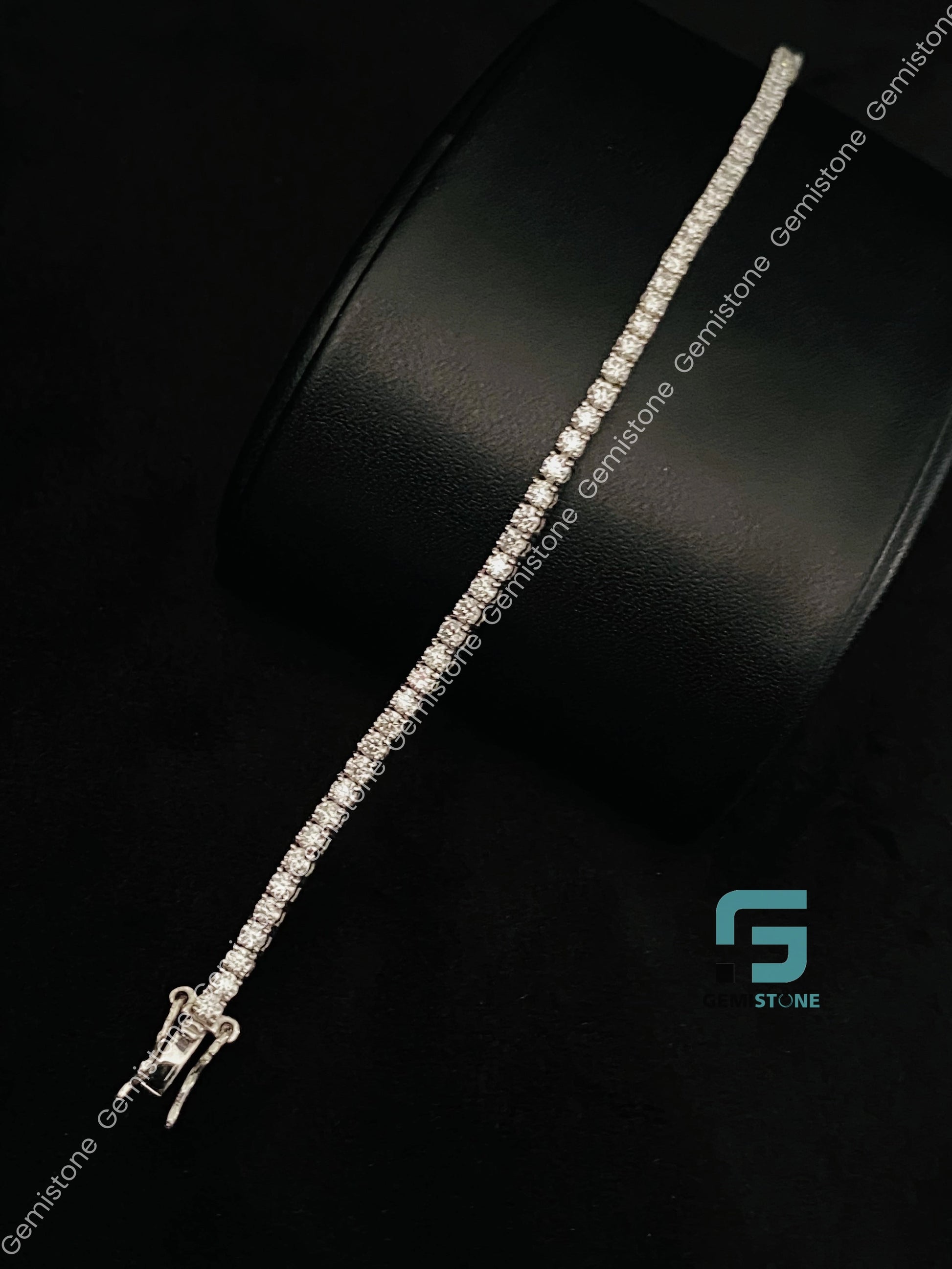 Unique Moissanite Studded Bracelet