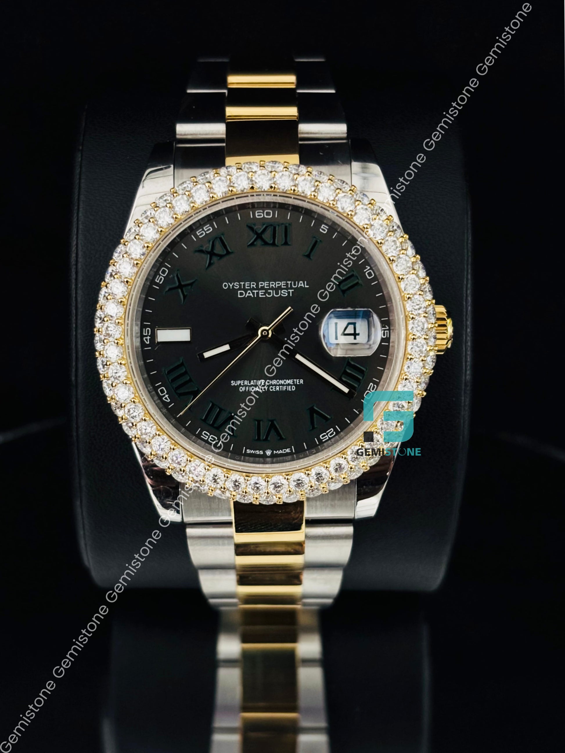 Unisex Wimbledon Dial Two Tone Bezel Dial Watch