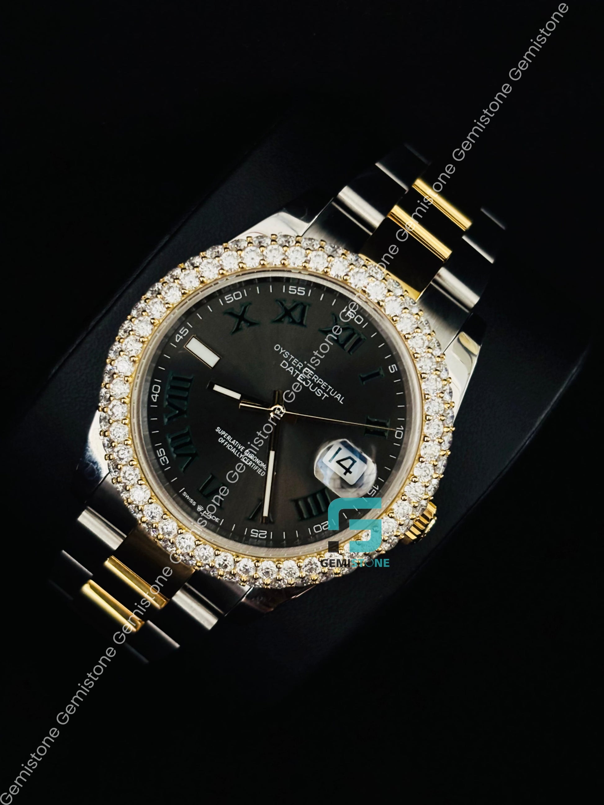 Unisex Wimbledon Dial Watch For Men