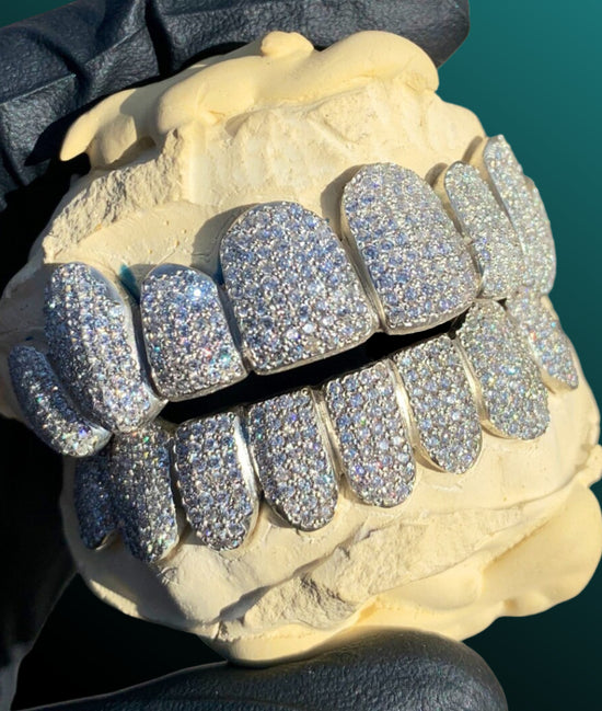 Custom Iced Out VVS Diamond Teeth 925 Silver