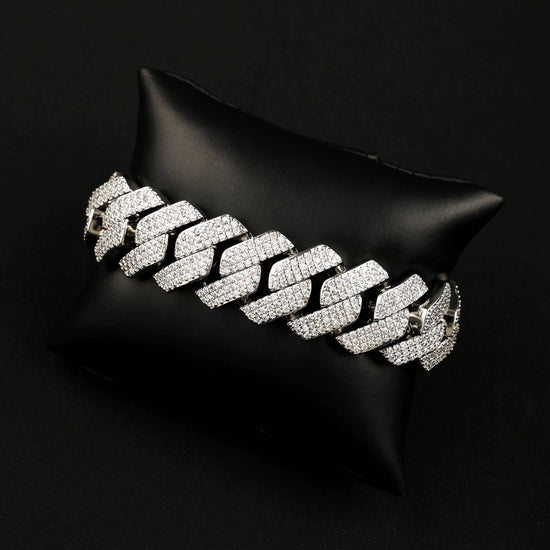 VVS-Moissanite-Diamond-Bracelet