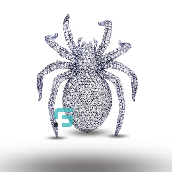 Realistic Moissanite Diamond Crawling Spider Pendant