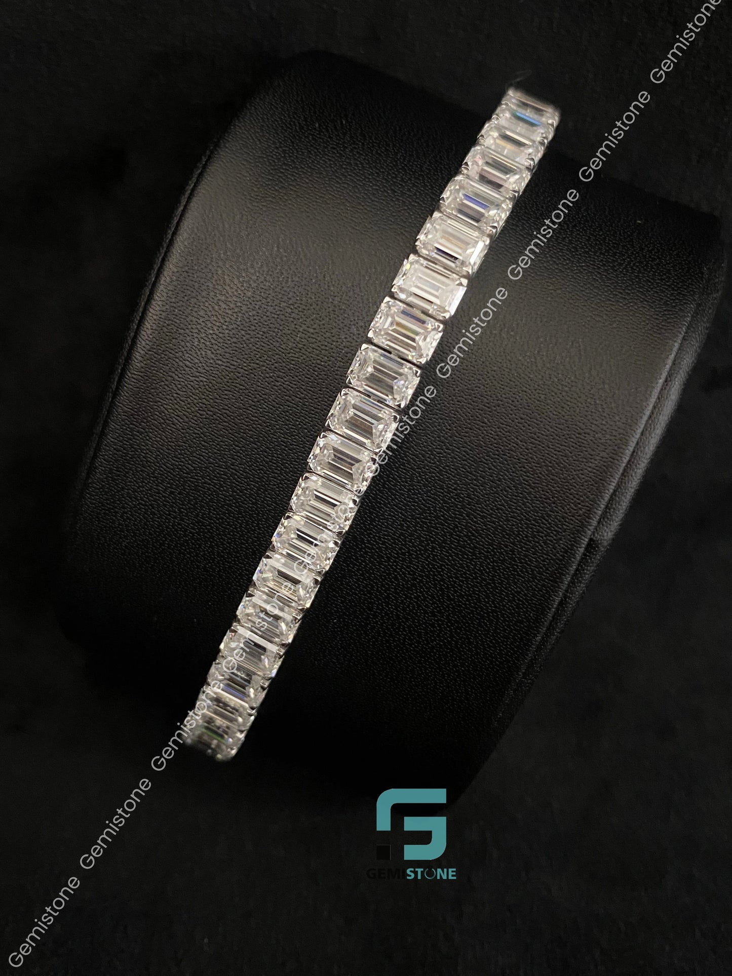 VVS Tennis Emerald Cut Moissanite Bracelet