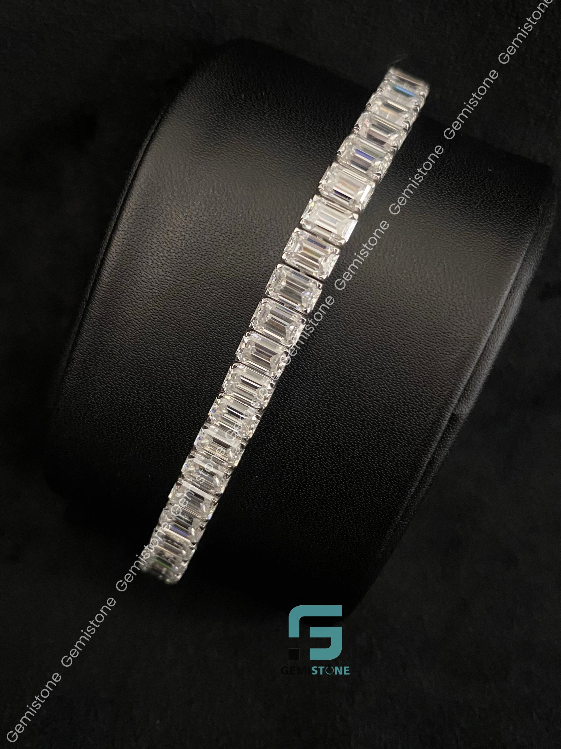 VVS Tennis Emerald Cut Moissanite Bracelet