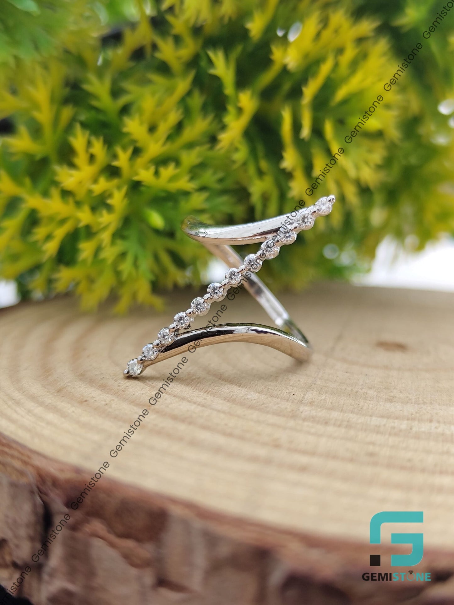 Round Cut Moissanite Diamond Vertical Bar Ring
