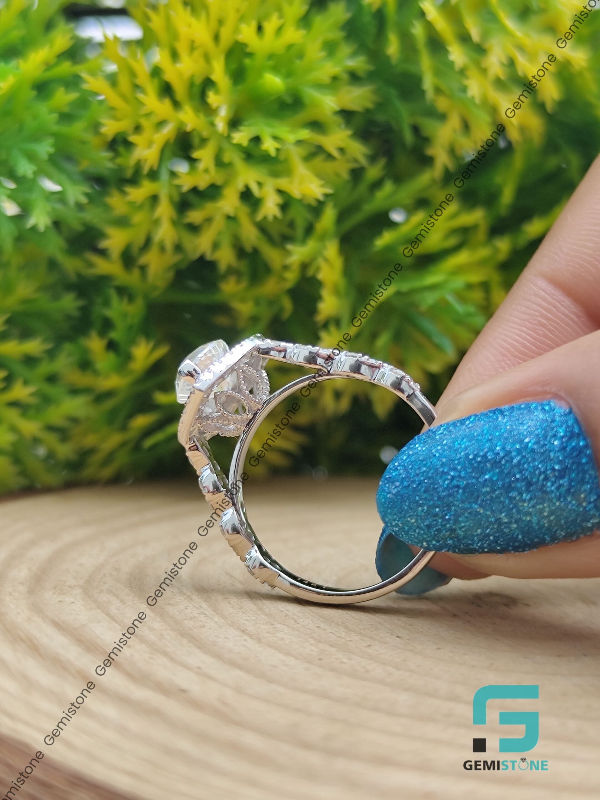 Vintage-Style-Diamond-Ring