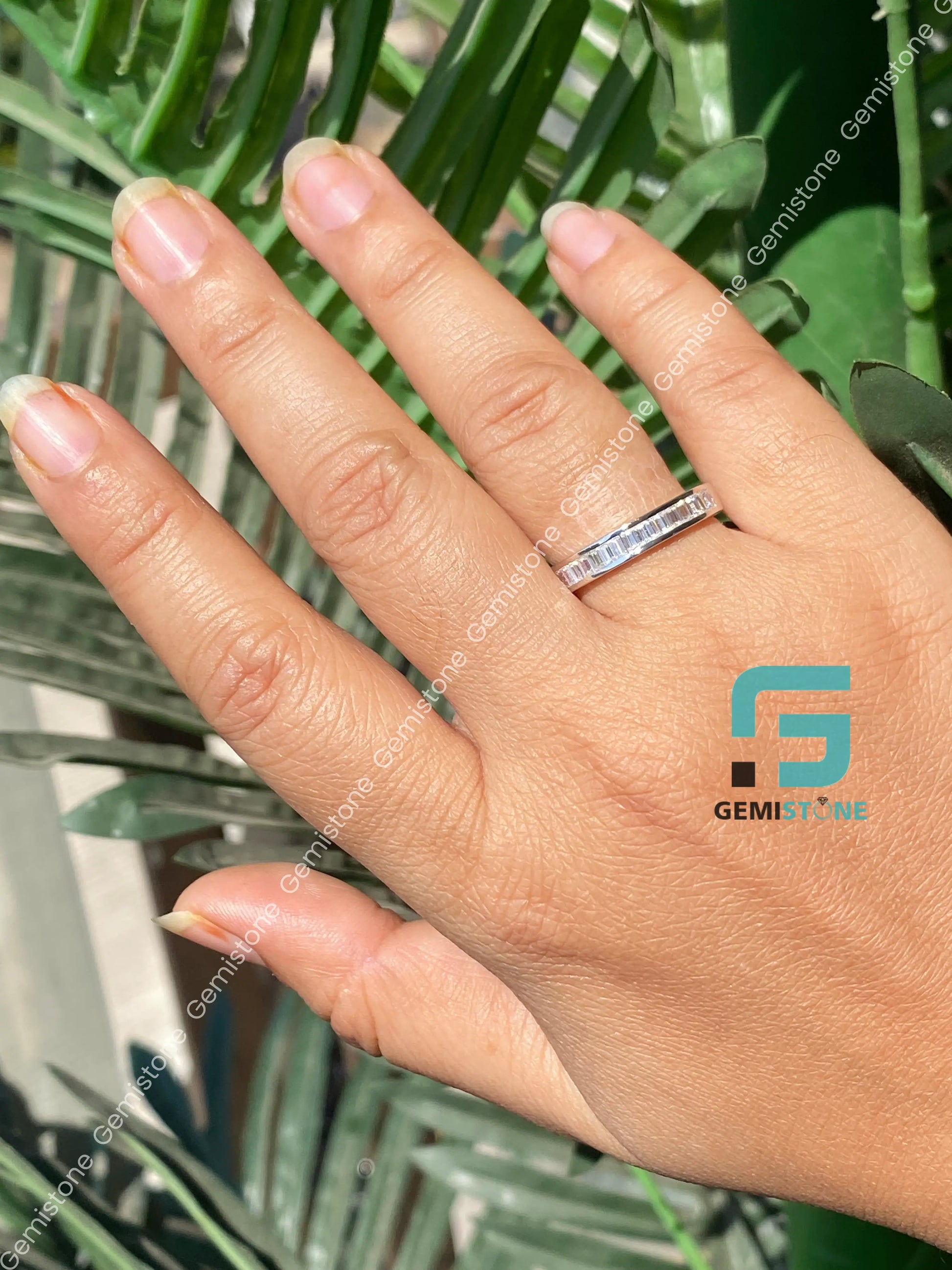 Vintage Baguette Cut Moissanite Wedding Band For Women