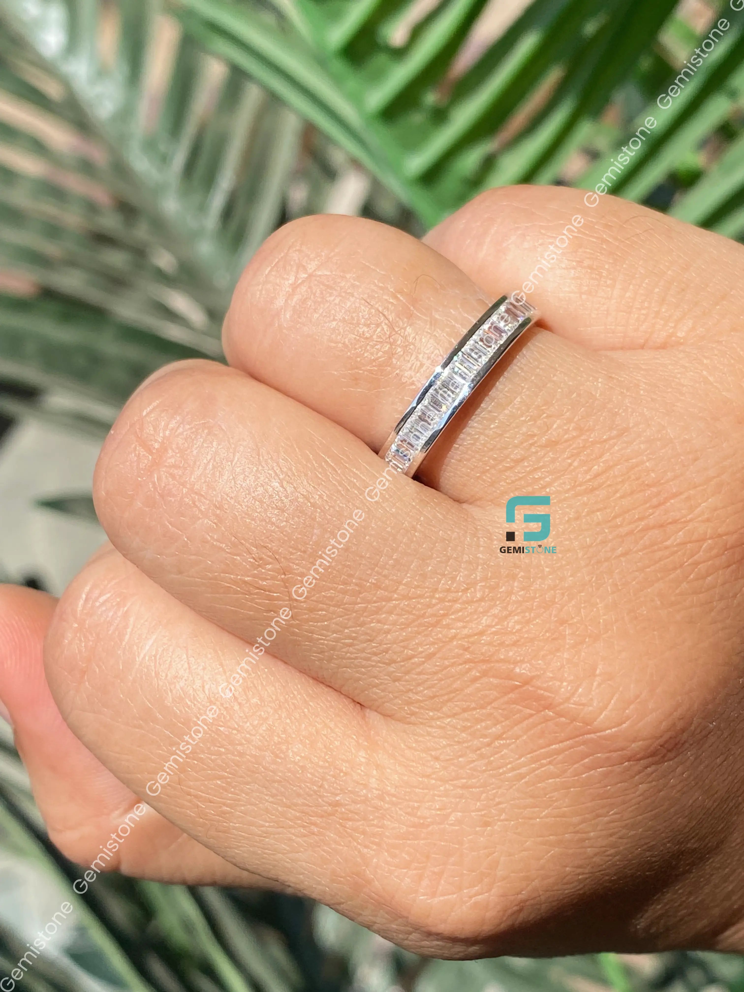 Vintage Baguette Cut Moissanite Wedding Band For Women