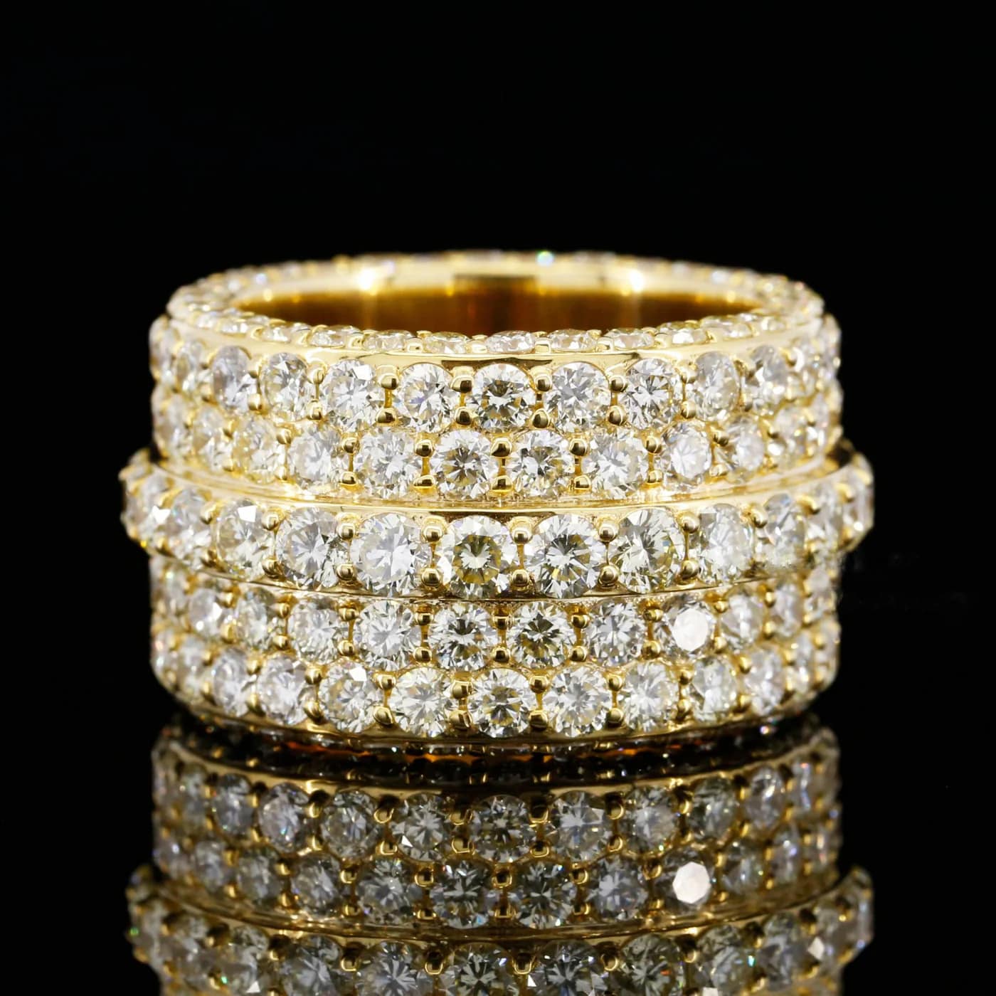 Wide-Band-Ring